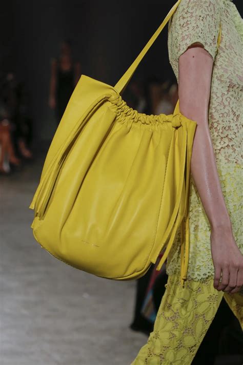 new year 2024 bag trends.